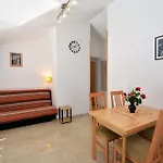 Apartment Viola *