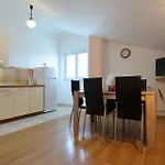 Viola Apartment Betina (Sibenik-Knin)