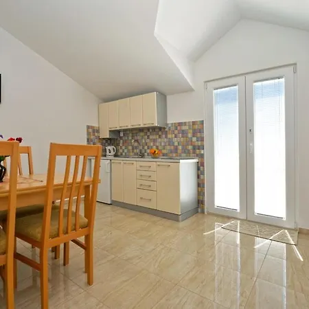 Viola Apartment Betina (Sibenik-Knin)