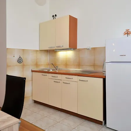 Apartment Viola